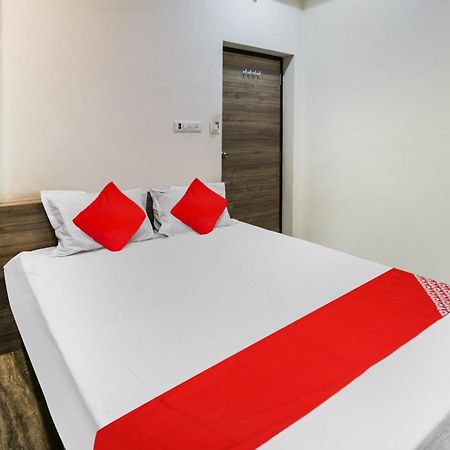 Oyo Flagship Pawan Park Hotel Vellore Buitenkant foto